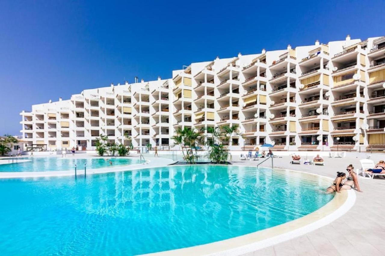 Luxury San Marino Apartment & Pool View 로스크리스티아노스 외부 사진