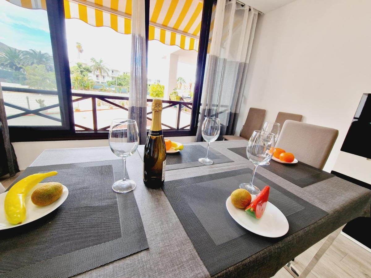 Luxury San Marino Apartment & Pool View 로스크리스티아노스 외부 사진